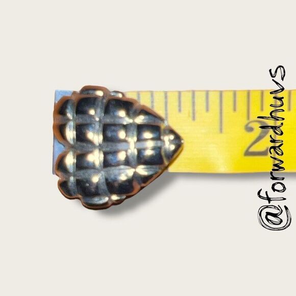 Vintage Heart Shaped Clip-On Earrings – Textured - Picture 4 of 6